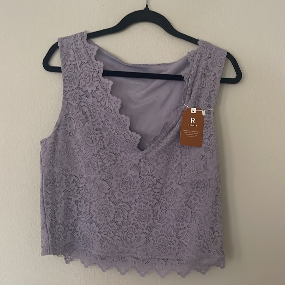Elegant Lace Sleeveless Top in Lavender Size XXL - Picture 6 of 7